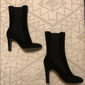 EUC Black Suede Alaïa ankle boots 39 - US 8.5 $1295 GORGEOUS!!